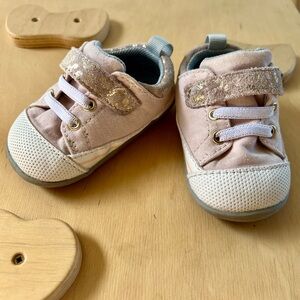 See Kai Run Stevie First Walker baby shoes (pink, size 4.5)